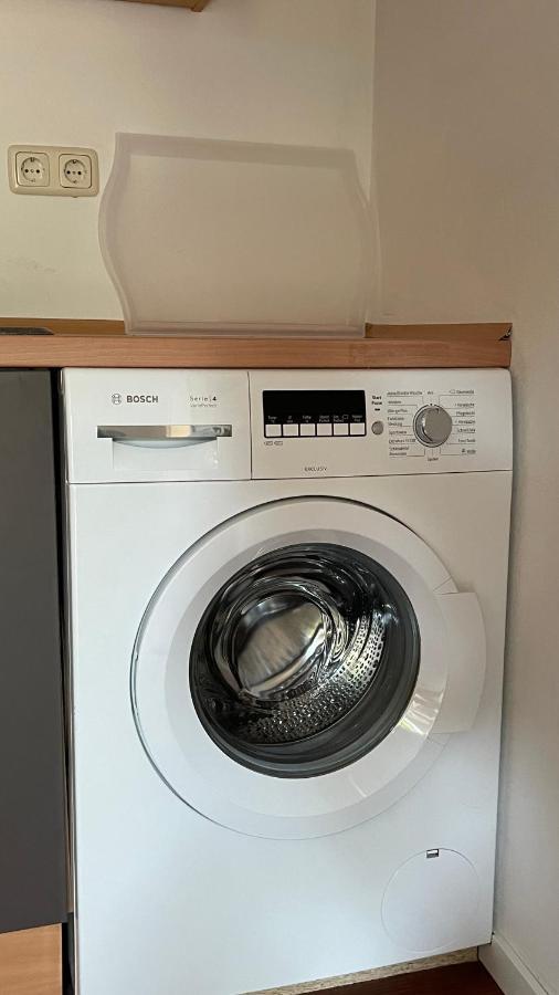 Oase Im Gruenen Hinterhof, Eg, Ruhe, Terrasse, Carport, Free Paytv, Kaffee&Tee, Fahrraeder Apartman Duisburg Kültér fotó
