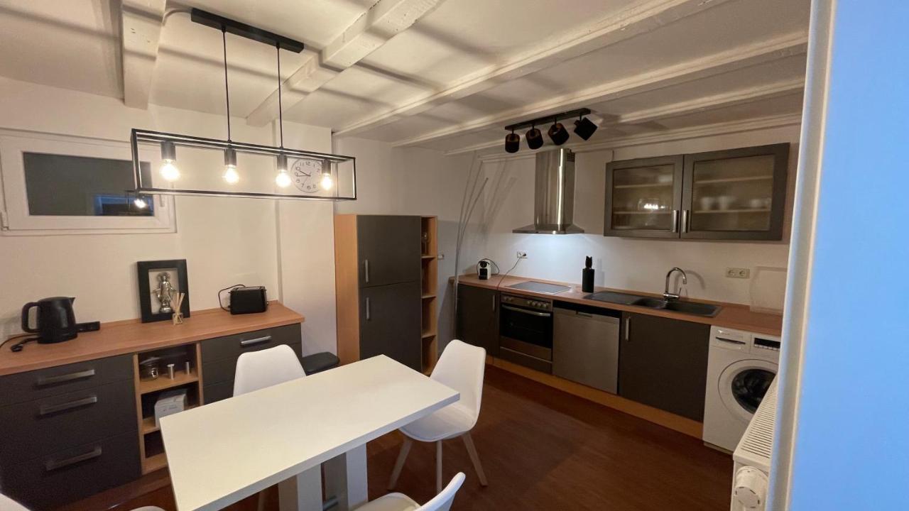Oase Im Gruenen Hinterhof, Eg, Ruhe, Terrasse, Carport, Free Paytv, Kaffee&Tee, Fahrraeder Apartman Duisburg Kültér fotó